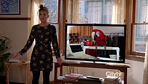 Critiques Séries : Happy Endings. Saison 3. Episode 8. Fowl Play / Date. vlcsnap-2013-01-07-20h10m28s204.png
