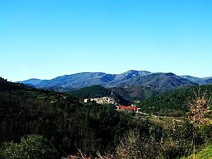 un début et l'éternel retour.... vue vers l'Espinouse