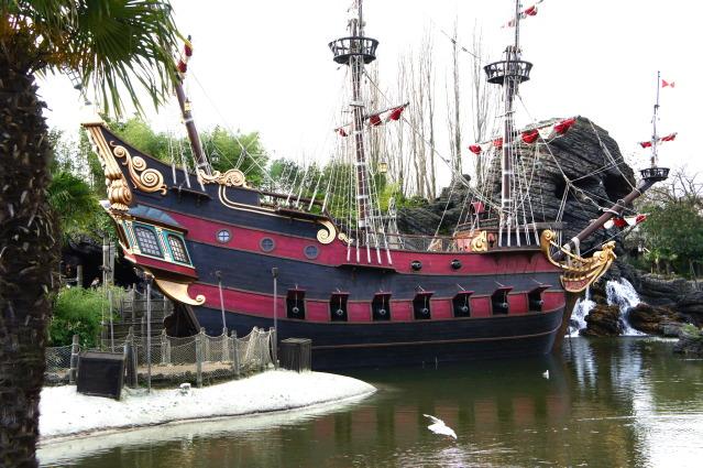 La magie Disneyland Paris ! Image and video hosting by TinyPic