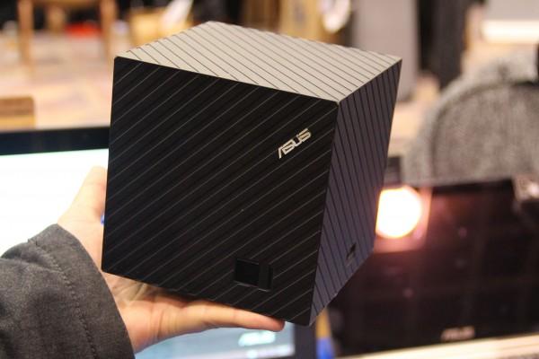 Le Asus Qube en photos IMG_0120