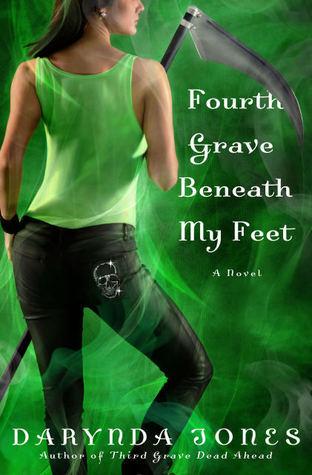 Charley Davidson T.4 : Fourth Grave Beneath my Feet - Darynda Jones (VO)