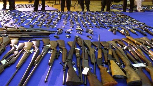 Les États-Unis champions des morts violentes Aux États-Unis, avec Daniel Marien