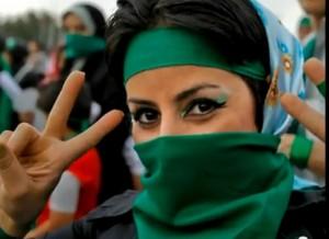 Yeux persans Le printemps persan, Norouz, passera par les femmes….