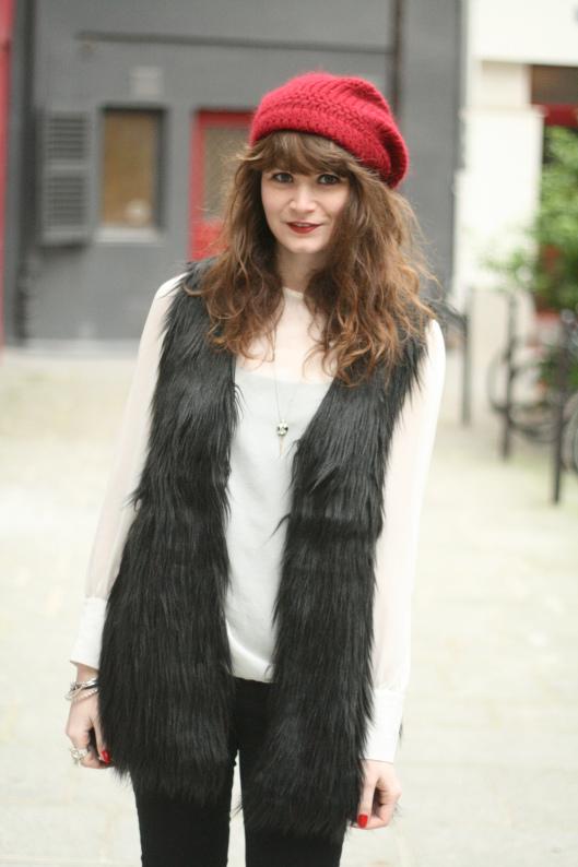 Yamcha veste fausse fourrure noire