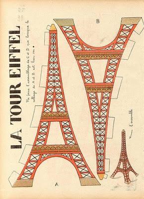 Tour Eiffel de papier