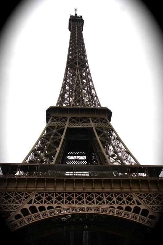 Dame de fer Image and video hosting by TinyPic