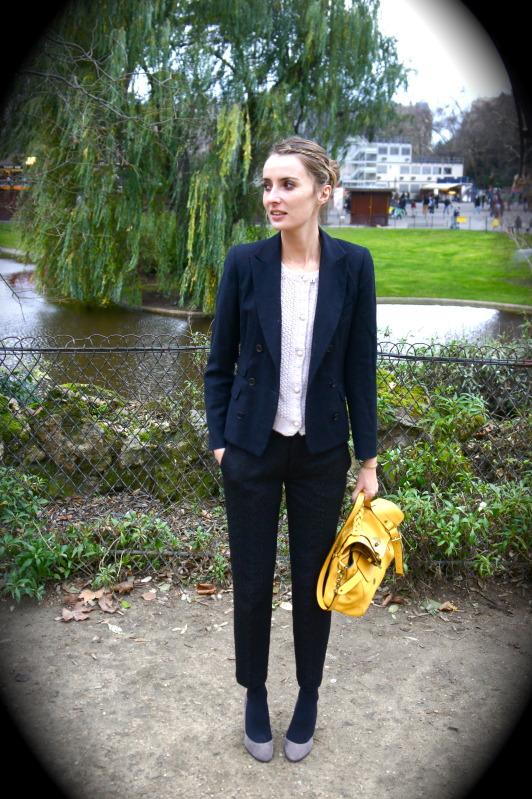 Dame de fer Image and video hosting by TinyPic