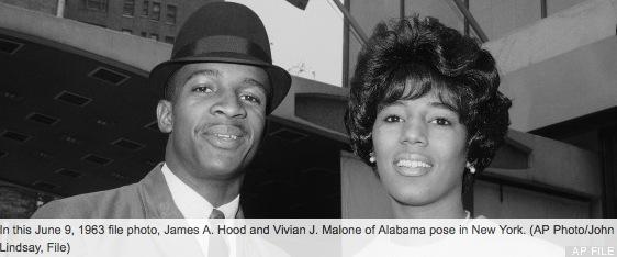 LE DECES DE JOHN HOOD COMBATTANT CONTRE LA SEGREGATION John Hood et Viviane Malone, combattants contre la segrégation