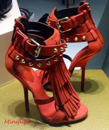 Curiosités Chauss1.jpg