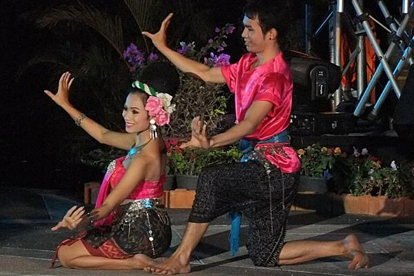 18 janvier 2013: 120 eme anniversaire de la ville d’Udonthani DSCF3351