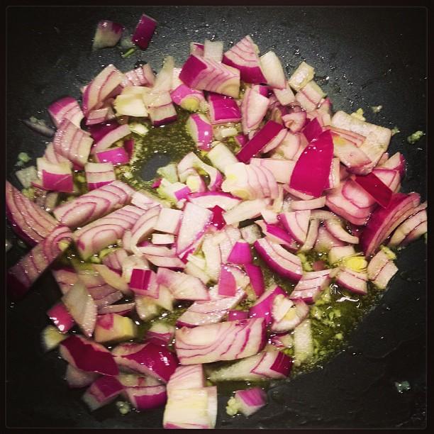 Soupe de courgettes au chèvre frais - Tomates cerises séchées