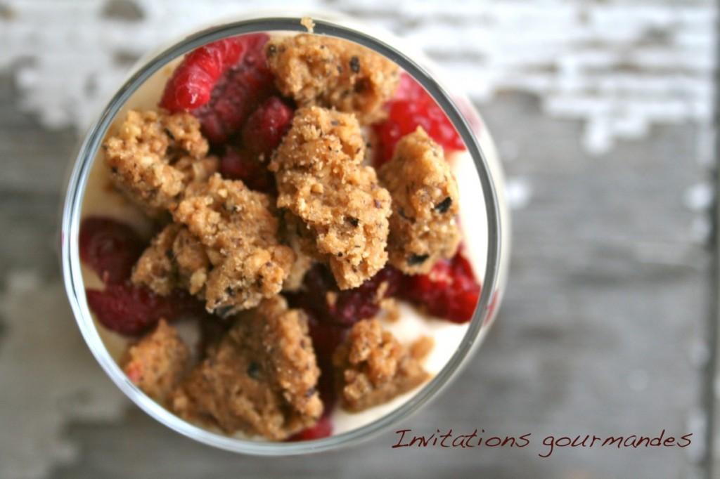 MOUSSE MASCARPONE AUX FRAMBOISES ET STREUSEL NOISETTES IMG_9026