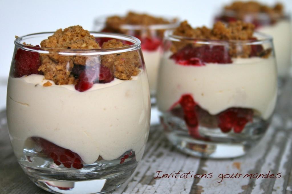 MOUSSE MASCARPONE AUX FRAMBOISES ET STREUSEL NOISETTES IMG_9027