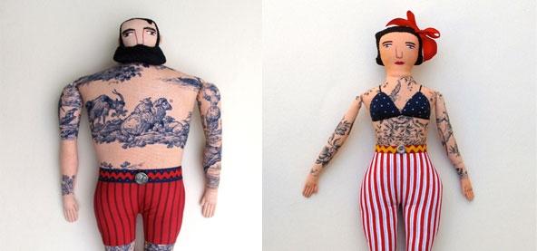 Poupées d'art tatouées Poupées d'art tatouées