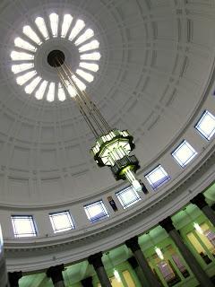 Au revoir, Leeds (2) Au revoir, Leeds (2)