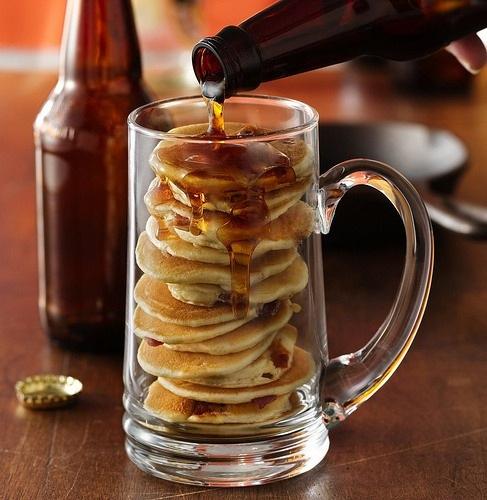 L’image cocooning du vendredi soir ! pancakes-sirop-erable-mug