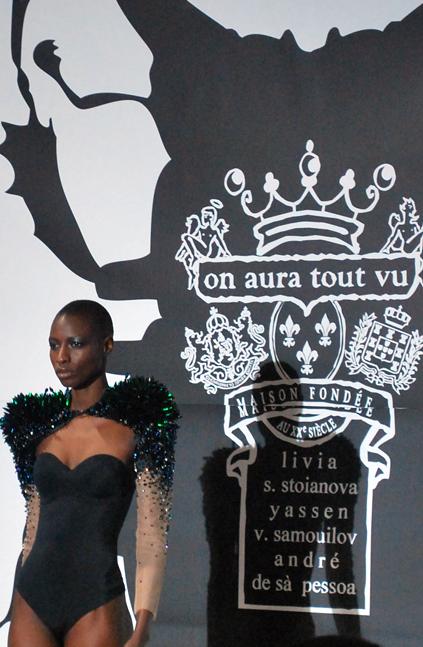 Haute Couture à Paris : Défilé On aura tout vu Haute Couture à Paris : Défilé On aura tout vu