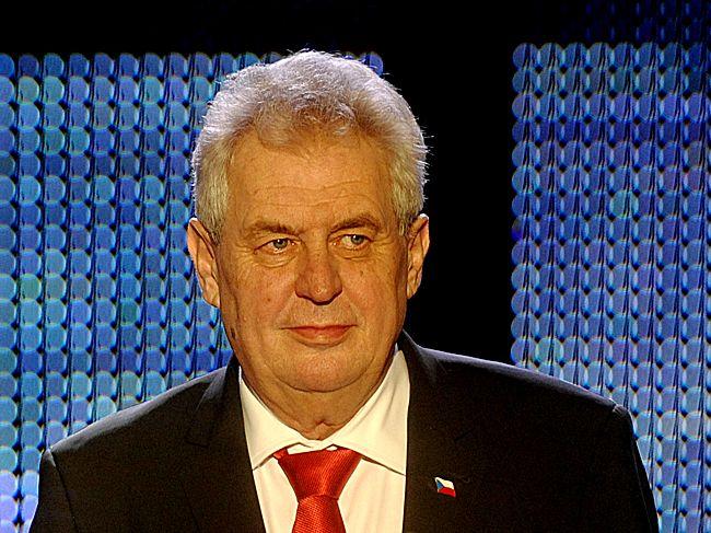 Milos Zeman est élu président de la République tchèque