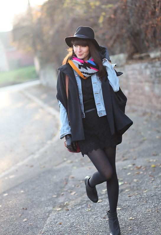 look_robe_dentelle_noire_cape look robe dentelle noire cape Mise à jour du vide dressing