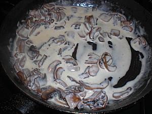 TOASTS AUX CHAMPIGNONS CIMG9053.JPG