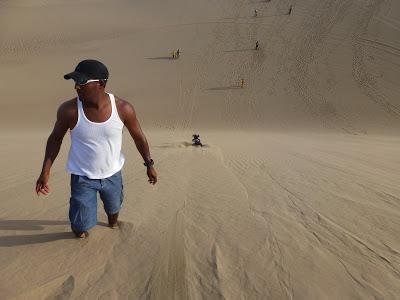 Roulé-boulé dans les dunes de Huacachina