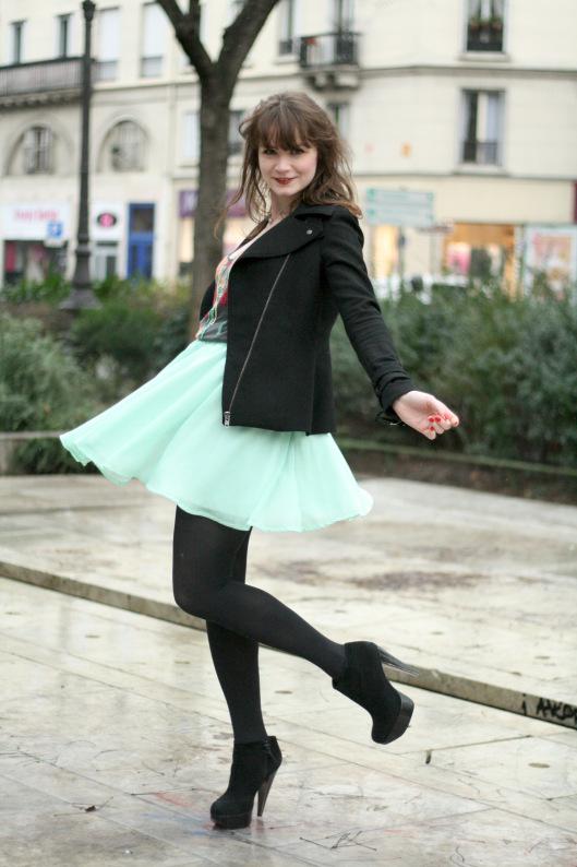 Céladone tenue jupe verte perfecto