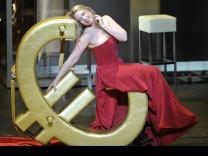 GutruneEuro BAYERISCHE STAATSOPER (MUNICH) 2012-2013: DER RING DES NIBELUNGEN de Richard WAGNER, GÖTTERDÄMMERUNG le 27 janvier 2013 (Dir.mus:Kent NAGANO, Ms en scène: Andreas KRIEGENBURG)