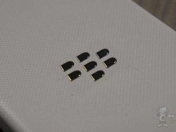 blackberry-z10-blanc-11