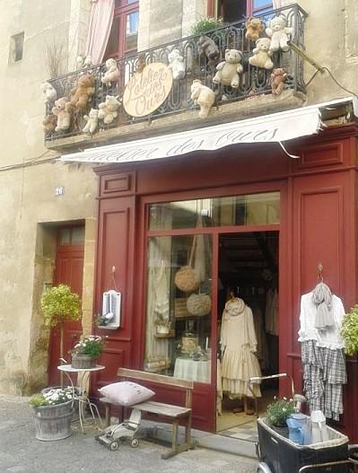 Univers Poétique et Romantique ... l-atelier-des-ours-uzes.jpg