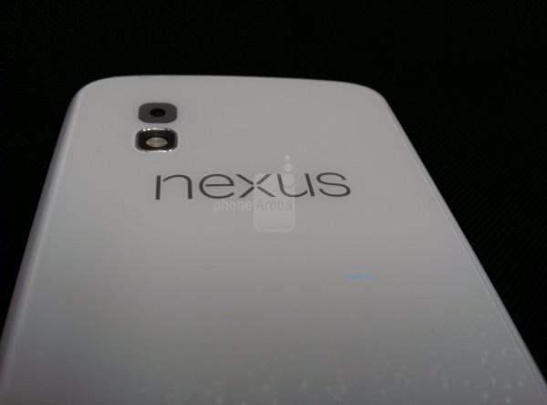 Nexus 4 : une version blanche ? nexus-white-jpg