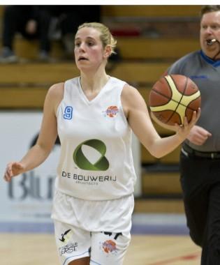 Belgique : Namur s'impose dans le money-time Vreny-VAN-DRIEL--Boom-_nieuwsblad.be.jpg