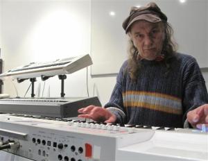 Un opéra rock pour le centenaire de la disparition du poète belfortain Léon Deubel francis-decamps-ex-ange-et-compositeur-des-gens-de-la-lune-aux-manettes-photos-alain-roy