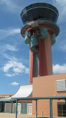 Nouvelle tour de contrôle de Pointe à Pitre Nouvelle tour de contrôle de Pointe à Pitre