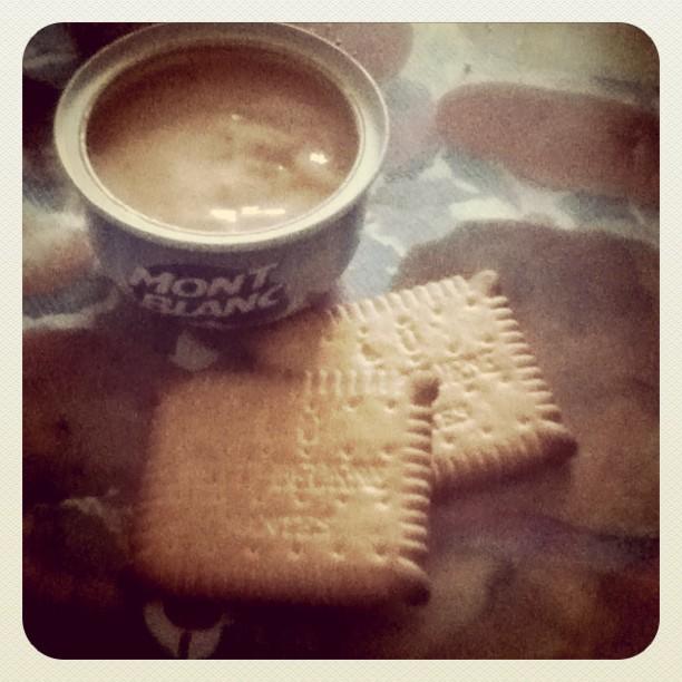 Quand le chat n'est pas là, les souris dansent Quand le chat n'est pas là, les souris dansent