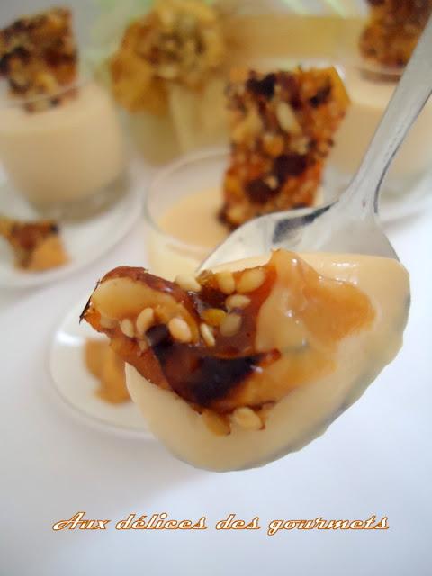 PANNA COTTA DULCE DE LECHE ET NOUGATINE PANNA COTTA DULCE DE LECHE ET NOUGATINE