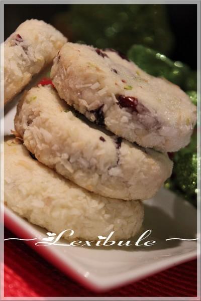 Biscuits à la noix de coco, canneberges et aux pistaches Biscuits à la noix de coco, canneberges et aux pistaches