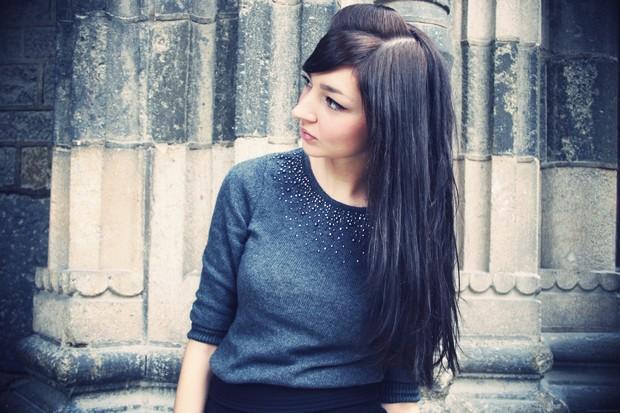 * Au bout de ces impasses où elle m'abandonne * * Au bout de ces impasses où elle m'abandonne *