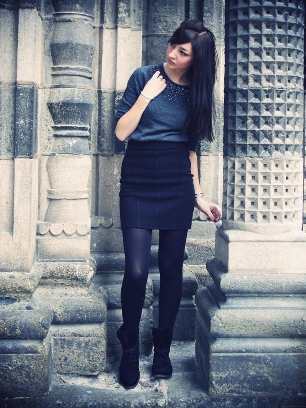 * Au bout de ces impasses où elle m'abandonne * * Au bout de ces impasses où elle m'abandonne *