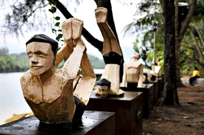 Sculptures Yoga Sivananda