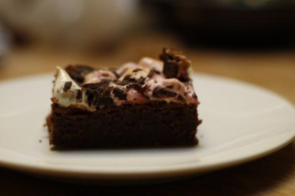 Brownies au chocolat et aux guimauves - Rocky road brownies Brownies au chocolat et aux guimauves - Rocky road brownies