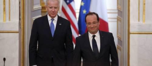 GUERRE AU MALI. Etats-Unis-France: l’arnaque et la re-colonisation du Mali en riant François Hollande a reçu Joe Biden, vice-président américain, à l'Élysée. © SIPA