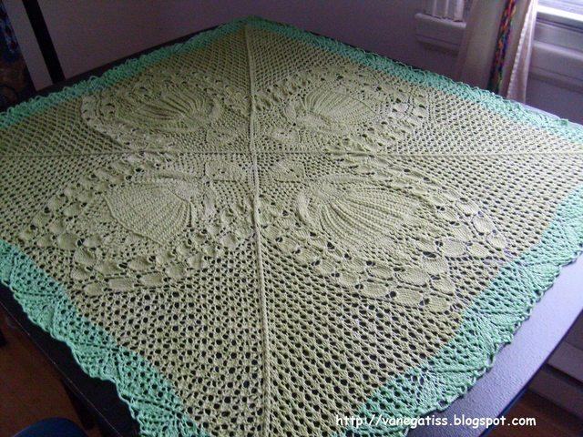 KAL Tricot d'art 22: belles femmes sur ma table! KAL Tricot d'art 22: belles femmes sur ma table!