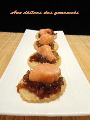 FEUILLETÉS DE SAUMON FEUILLETÉS DE SAUMON