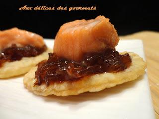 FEUILLETÉS DE SAUMON FEUILLETÉS DE SAUMON