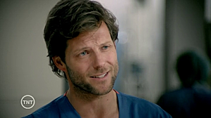 Critiques Séries : Monday Mornings. Saison 1. Pilot. monday-mornings-jamie-bamber.png