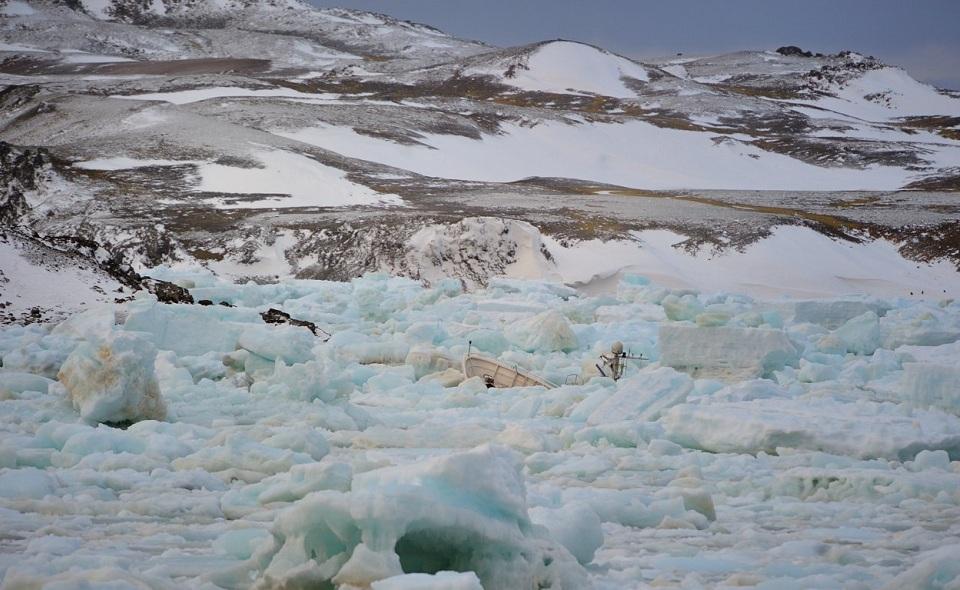 Le Nauvrage du Mar Sem Fin – Antartique Bateau Antartica 04