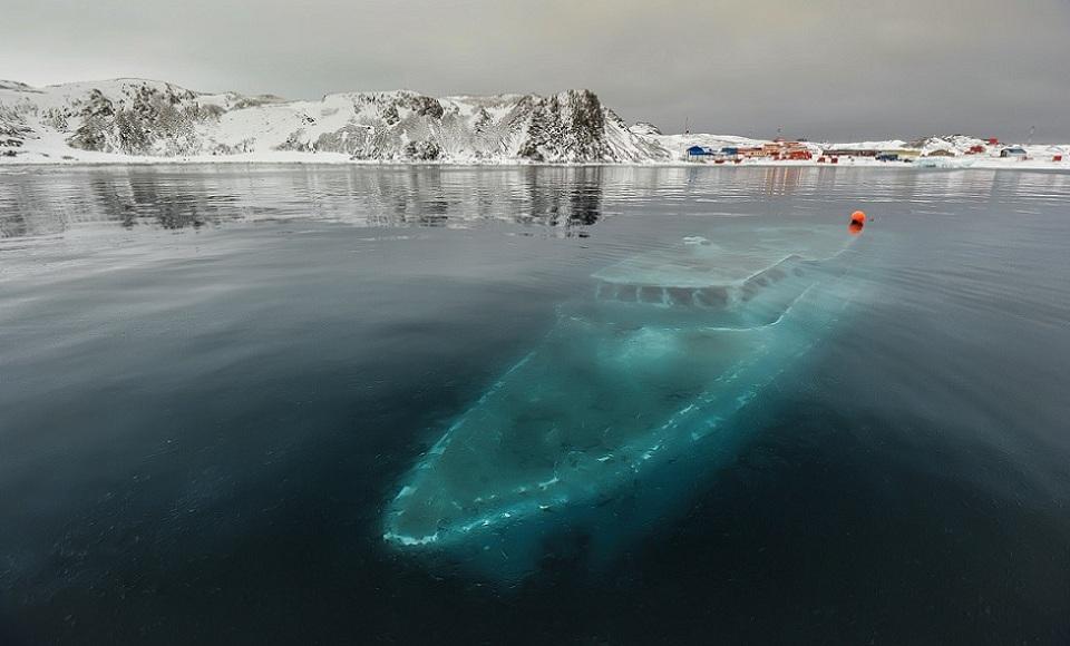Le Nauvrage du Mar Sem Fin – Antartique Bateau Antartica 06