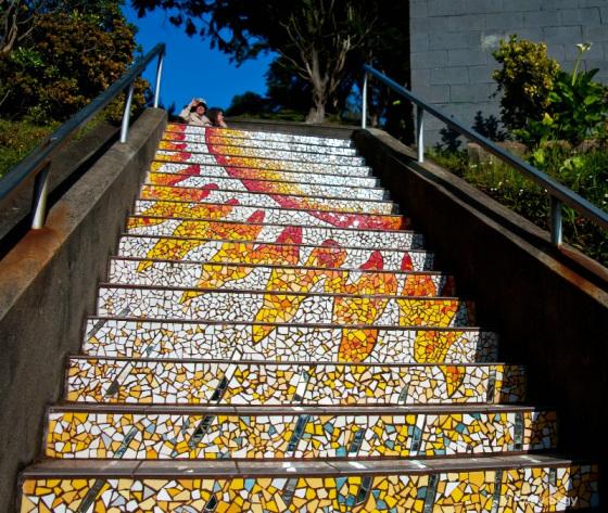 Un escalier pas comme les autres… 10032921200512079_reaching_the_sun