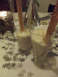 Verrine thon-cornichon réalisée par Jérômine DSCF2680