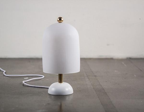 Lampe RISE AND SHINE par KAJSA JACOBSON Lampe RISE AND SHINE par KAJSA JACOBSON